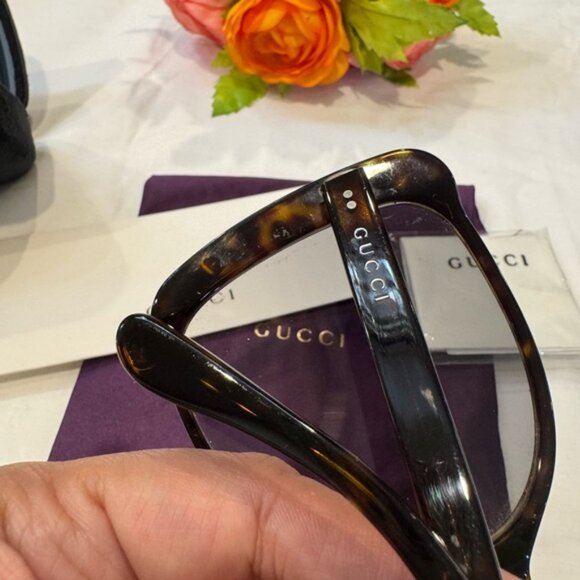 Authentic Gucci Brown Oversized Sunglasses - Picture 7 of 14